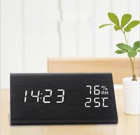 Jam Alarm Digital LED Elektronik Deteksi Kelembapan Suhu Bingkai Kayu Segitiga Hitam Suara Elektronik Kantor Ruang Tamu Dapur