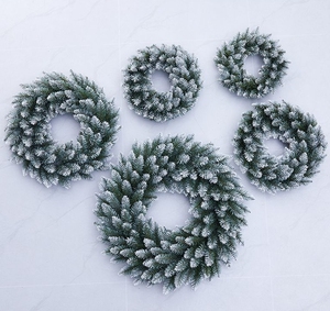 Guirlande de Noël en PVC de luxe écologique de 40 cm avec flocons de neige blancs pour décoration extérieure et <span class=keywords><strong>porte</strong></span> d'entrée – Vente directe usine - Product Image 1