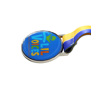 Medalla personalizada del fabricante, medalla <span class=keywords><strong>de</strong></span> hierro <span class=keywords><strong>de</strong></span> aleación <span class=keywords><strong>de</strong></span> zinc epoxi <span class=keywords><strong>de</strong></span> resina 3D, medallas <span class=keywords><strong>de</strong></span> premio para <span class=keywords><strong>hablar</strong></span> <span class=keywords><strong>en</strong></span> público para niños para recuerdos - Product Image 4