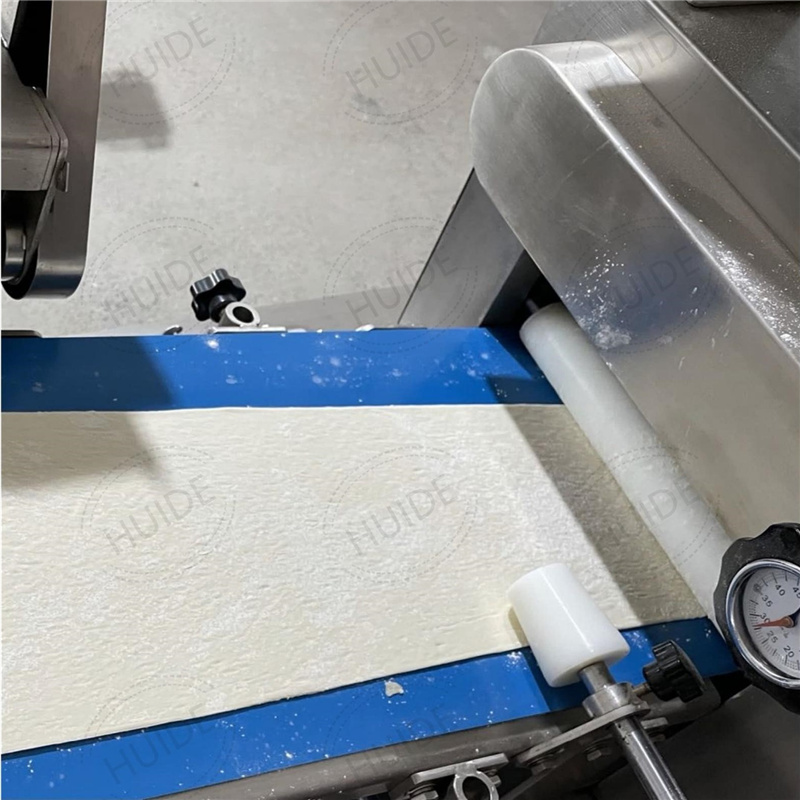 Huide factory supplier automatic bread production line cream bun butter bread making machine