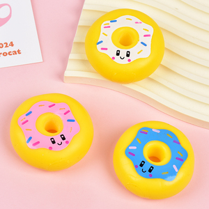 โดนัทจิ๋วน่ารัก บอลบีบคลายเครียด โมจิ ของขวัญตลกๆ สำหรับเด็ก 5-7 ปี ของเล่นบีบนุ่มเหนียว บรรเทาความเครียด ของเล่นบีบสำหรับงานปาร์ตี้ - Product Image 1