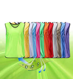 Chalecos de Fútbol Transpirables de Malla, Personalizados, para Entrenamiento, con Impresión por Transferencia de Calor, 100% Poliéster, para Equipos - Product Image 1