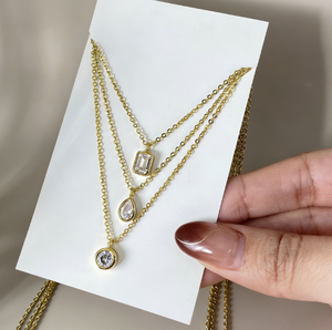 จี้เพชร CZ ทรงสวยหรู 3 รูปทรง กลม หยดน้ำ และเหลี่ยม ชุบทอง 18K เครื่องประดับมินิมอลสุดประณีต - Product Image 1