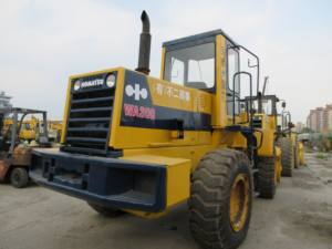 Japan Used Komatsu 320 Wheel <b>Loaders</b> WA300-1 320-3 320-5 <b>Low</b> Price Front <b>Loader</b> with Engine Motor Pump Gearbox Core Components - Product Image 3