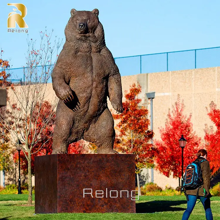 Statues d'animaux en bronze de décoration d'école extérieure Sculpture d'ours brun Fournisseurs