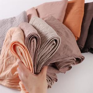 Jilbab Segi Empat Bahan Mikro Elastis Bernapas, Lembut, Anti Kusut, Warna Solid untuk Wanita - Product Image 2