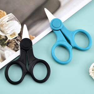 Tijeras dentadas de cerámica pequeñas de 4 pulgadas para uso doméstico, incluyendo tijeras para cápsulas de bebé, tijeras para verduras y alimentos para bebés. - Product Image 1