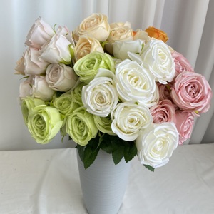 Fiori di Seta per Decorazioni Matrimoniali Direttamente dalla Fabbrica, Rosa Rotonda a 7 Teste Resistente al Vento e alla Pioggia - Product Image 1