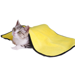 Serviette pour animaux de compagnie double face douce 80% polyester 20% polyamide absorbante taille personnalisable pour garder au chaud les chiens et les chats pour le bain et le séchage - Product Image 5