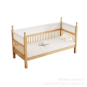 Cuna de madera maciza con barandilla alta y diseño entrelazado para habitación infantil - Product Image 5