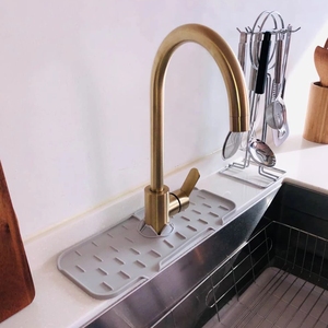 Tapis de séchage classique en silicone anti-éclaboussures, résistant à l'eau et écologique, idéal pour la cuisine et la maison - Offre Spéciale - Product Image 3