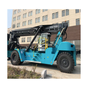 Equipo de logística de puerto de segunda mano disponible marca de motor Volvo usado Konecranes 42ton/45ton apilador de alcance - Product Image 4