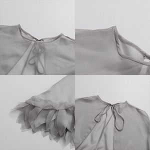 Elegante Top Corto Transparente Gris <span class=keywords><strong>con</strong></span> Adorno de Pétalos 3D para Mujer, Espalda Abierta, Lazo, <span class=keywords><strong>Manga</strong></span> Larga Acampanada, <span class=keywords><strong>Blusa</strong></span> para Vacaciones, Playa, Noche, Venta al por Mayor - Product Image 3