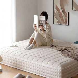 Matelas Anran à ressorts ensachés et latex, 25 cm, fermeté moyenne, housse amovible, pour chambre à coucher - Product Image 1