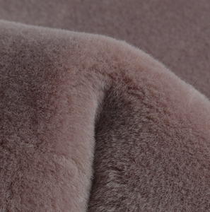 Bán Buôn Thoáng Khí 100% Polyester Sherpa Lamb Borg Len Đồng Bằng Sang Trọng Nhung Thêu Vải Cho Quần Áo Ngủ Dệt Kim - Product Image 1