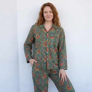 Ensemble pyjama en coton à imprimé floral pour femme, avec chemise boutonnée à manches longues, passepoil contrasté et pantalon à cordon élastique - Product Image 1