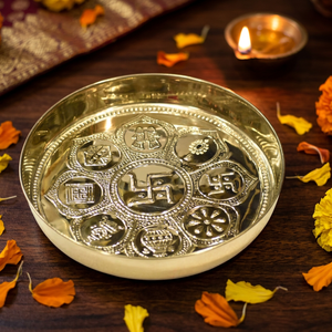 Plateau de prière décoratif en laiton écologique fait main pour la cérémonie hindoue de Puja, avec plateau d'offrande religieuse et Diya Ho - Product Image 3