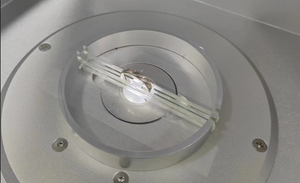 เครื่องวิเคราะห์โลหะ XRF เครื่องวัดสเปกโตรมิเตอร์รังสีเอกซ์ ความละเอียดสูง 0.1 เครื่องวิเคราะห์ทองคำและเงิน เครื่องวัดสเปกโตรมิเตอร์โลหะมีค่า XRF - Product Image 2