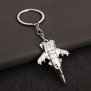 Porte-clés de luxe Y2K en forme d'avion 3D, modèle de drone, avion de chasse volant en métal, pour sac à dos d'enfants - Grande Vente - Product Image 6