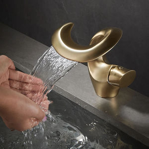 Grifo <span class=keywords><strong>de</strong></span> <span class=keywords><strong>Lavabo</strong></span> Monomando <span class=keywords><strong>de</strong></span> Lujo Moderno para Baño, <span class=keywords><strong>de</strong></span> Latón Cromado, con Válvula Cerámica para Agua Fría y Caliente, para Montaje en Encimera - Product Image 2