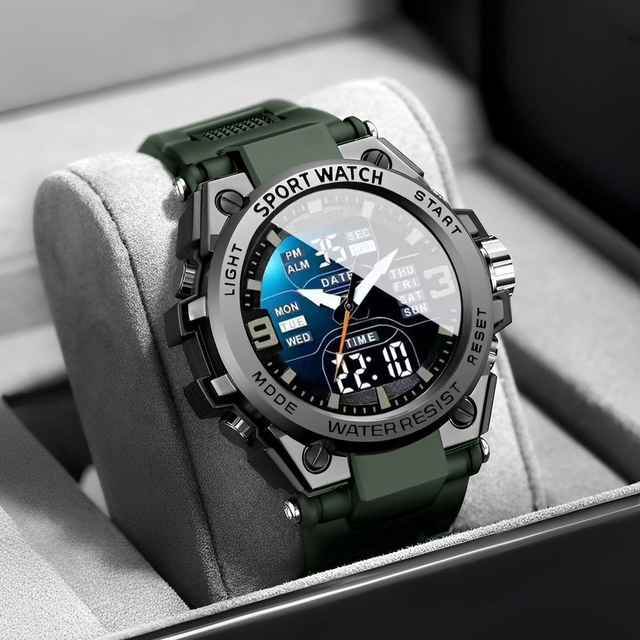High Quality LED Digital Men's Watch With Rubber Strap, Sports Watch, Fashionable and Casual Multifunctional Watch