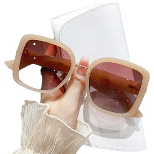 Vanda Women's Polarized Sunglasses TJ714 UV400 <b>Large</b> <b>Frame</b> Square Style Sun Protection Fashion Travel Outfits - Product Image 5