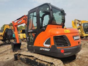 รถขุดขนาดเล็ก DOOSAN DX60-9C 6 ตัน มือสอง นำเข้าจากเกาหลี ใช้งานน้อย สภาพดี พร้อมส่ง  เครื่องยนต์และปั๊มเดิมๆ ผ่านการทดสอบและตรวจสอบแล้ว - Product Image 3