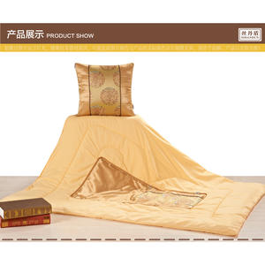 Couverture de coussin en soie Sidandun, rectangulaire, jaune doré, satinée, pour avion, lavage à la main - Product Image 1