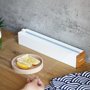 Coupe-film alimentaire magnétique en bambou noir 1 couche, boîte de rangement de cuisine, outil multifonctionnel - Product Image 3