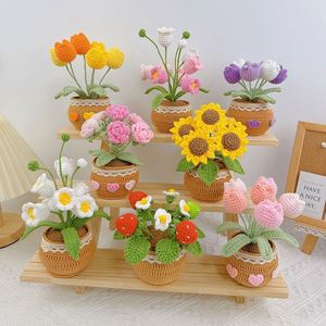 Macetas Tejidas a Mano Personalizables y Listas para Enviar, Macetas de Flores de Ganchillo Hechas a Mano, Tulipanes, Girasoles, Rosas para Regalo - Product Image 6