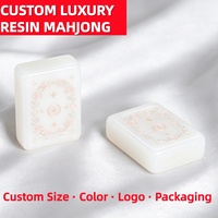 Jeu de Mahjong américain en résine douce blanc laiteux, tuiles vintage rose sculptées fantaisie