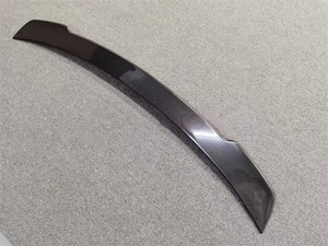 Nouvel aileron et ailes de spoiler en fibre de carbone pour Porsche Taycan - Product Image 3