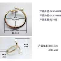 Bracelet manchette élégant en forme de branche avec quatre perles, plaqué or, bijoux de mode, idéal pour un cadeau - Collection 2027 (vente en gros)
