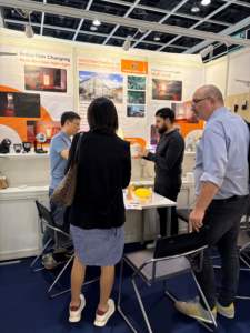 Lot de 4 lampes LED rechargeables pour armoire, blanc froid/blanc chaud, télécommande, détecteur de mouvement, portée de 3 à 4,5 m, 45 lumens, recharge - Product Image 6