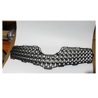 Grille de radiateur avant, grille de pare-chocs avant, grilles de voiture pour Toyota Yaris Vitz 2005-2011 52618-02030