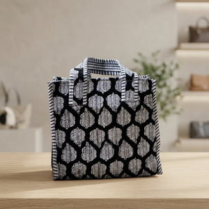 Sac fourre-tout matelassé en coton avec poignées rayées et fermeture éclair, idéal pour toutes les saisons, sac de plage, de voyage et de shopping quotidien pour femme - Product Image 5