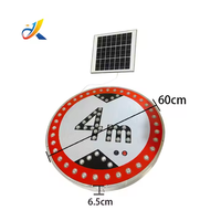 Panneau de signalisation de hauteur en plastique à LED solaire avec éclairage clignotant pour la sécurité routière