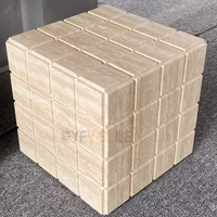 Table basse cube en travertin 3D Wabi-Sabi, table d'appoint carrée en pierre beige pour la décoration intérieure, table basse Rubik's Cube