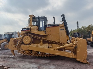 รถดันดินมือสอง D9N ประสิทธิภาพสูง พร้อมความสามารถในการดันดิน 4.3 เมตร และรัศมีการเลี้ยวสั้น - Product Image 4