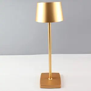 Wholesale bed built tables lights-American modern bed side acrylic table lamp shade aluminium alloy eyes protected desk lamp with battery operated
