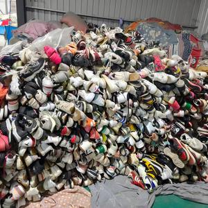 Vente en gros de lots de <span class=keywords><strong>chaussures</strong></span> d'occasion pour femmes, <span class=keywords><strong>chaussures</strong></span> d'occasion à vendre - Product Image 2