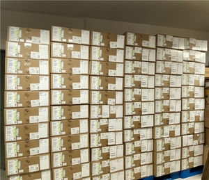 Commutateur géré C9300-48U-E haute performance de la série Catalyst 9300, 24 ports UPOE complets, routage de couche 3, liaison montante 1G - Product Image 6