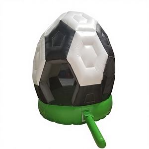Château gonflable de football amusant inspiré par le divertissement, en PVC, pour usage commercial en extérieur - Product Image 1