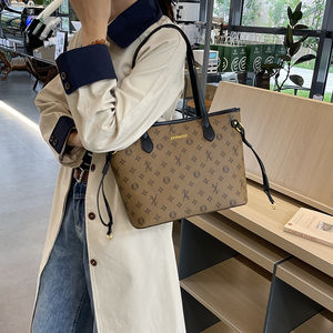 中国制造。批发产品。PU材料制成的女式手提包，容量大，带肩带。2848 - Product Image 3