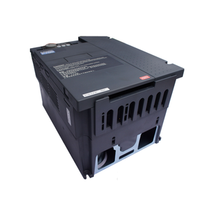 อินเวอร์เตอร์อุตสาหกรรม FR-A740-2.2-CHT 2.2kW 3 เฟส 380-480VAC ของแท้ในสต็อก ตัวควบคุมความเร็วมอเตอร์ - Product Image 1