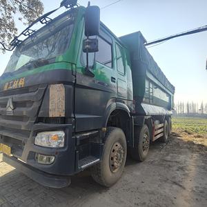 Camion benne d'occasion économique, modèle 2017, 90 % neuf, moteur 247 kW, benne basculante haute performance - Product Image 6