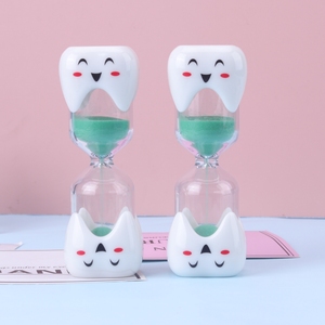 Minuteur en verre sablé personnalisé, design moderne et ludique, pour l'heure du brossage des dents des enfants, 1 à 5 minutes, éducatif pour la remise des diplômes et la promotion scolaire - Product Image 3
