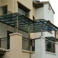 Auvents de patio pour maison avec cadre en métal et toit en polycarbonate