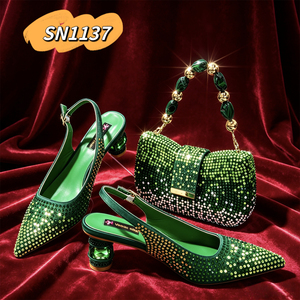 Set di <span class=keywords><strong>Borse</strong></span> e Scarpe Coordinate Rosa 2026, Alta Qualità, Sandali di Lusso alla Moda, Pochette con Diamanti per Donne, <span class=keywords><strong>Borse</strong></span> da Sera con Catena - Product Image 5