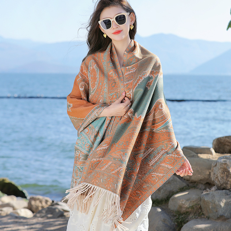 Geely cajou-camel